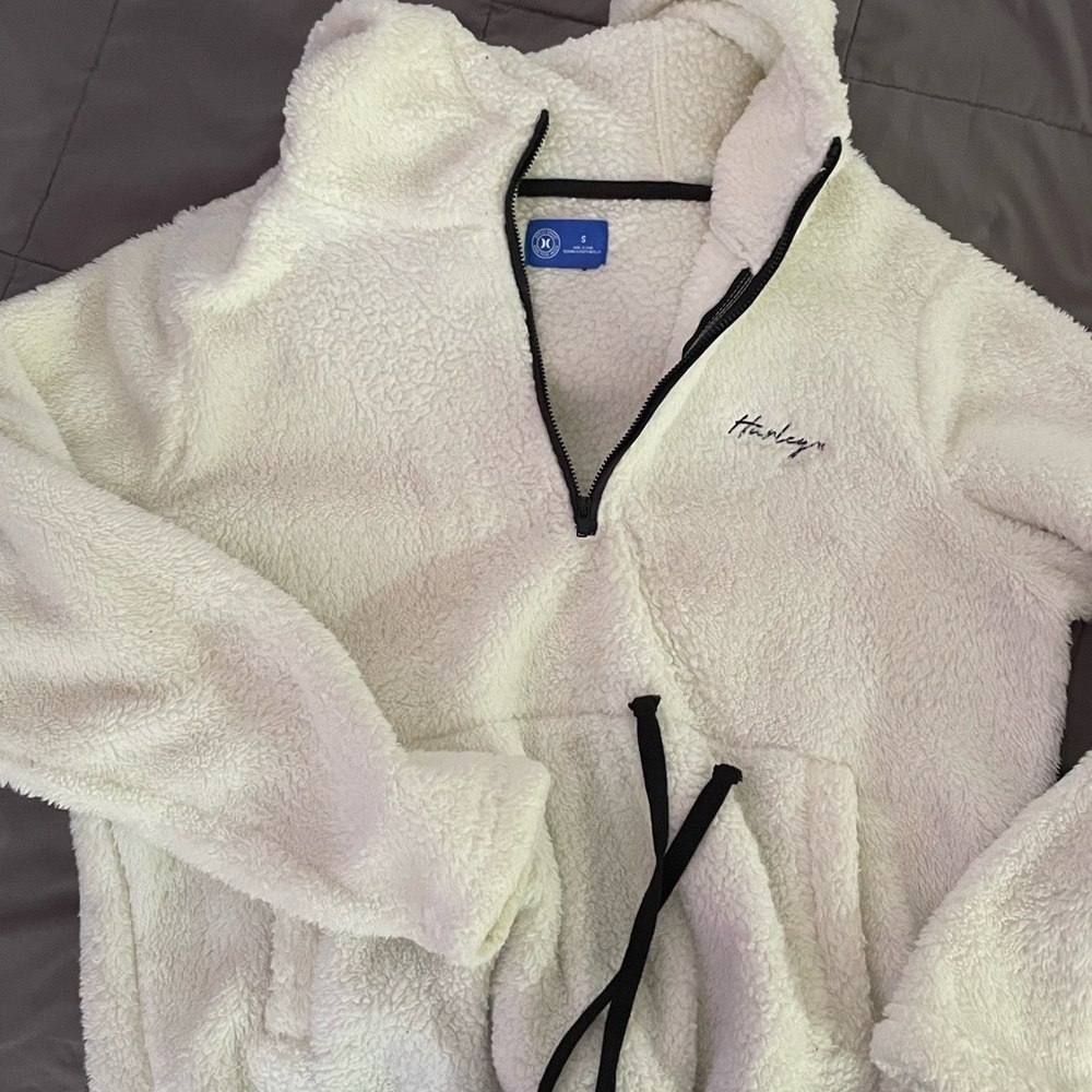 Hurley White Fleece Women's Sweater